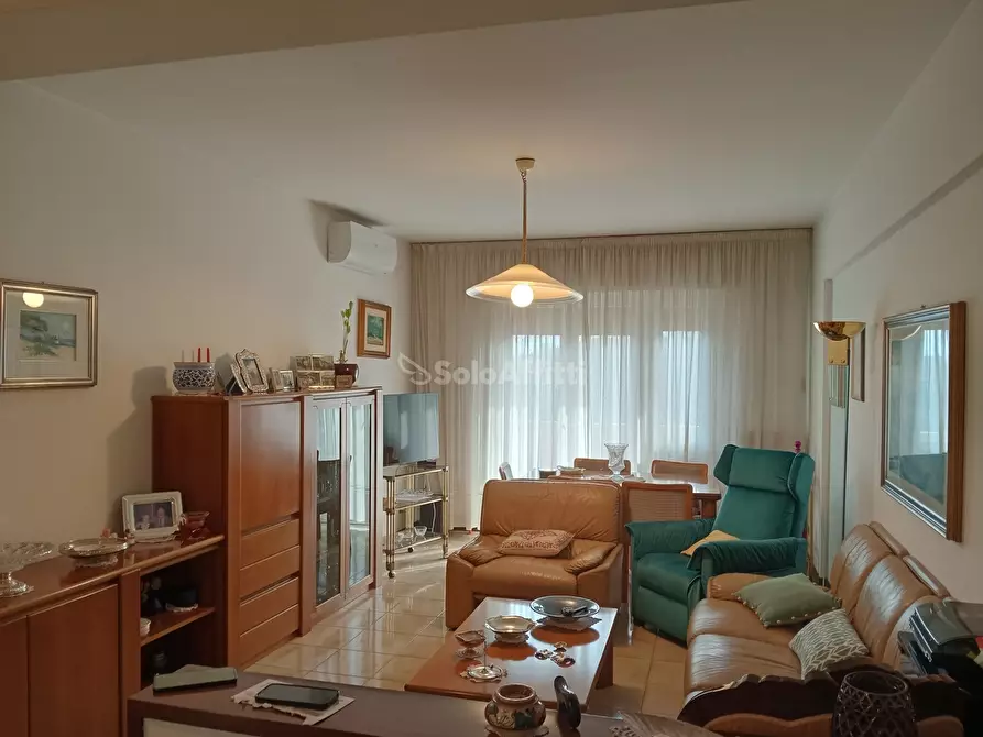 Immagine 6 di Quadrilocale in affitto  a Falconara Marittima