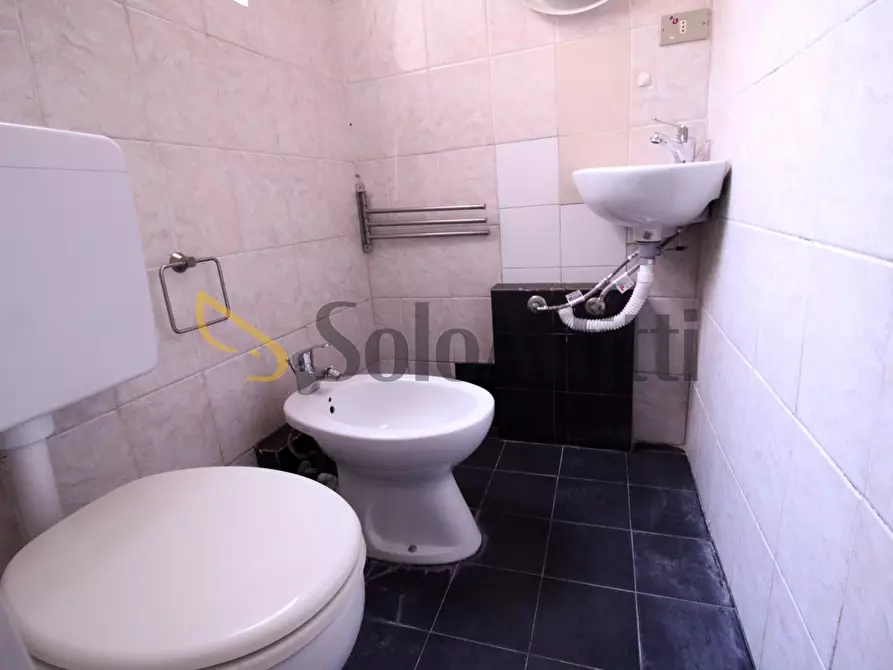 Immagine 10 di Bilocale in affitto  in Via Pietro Custodi 4 a Milano