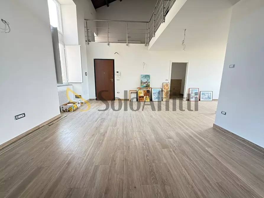 Immagine 8 di Loft/Open space in affitto  in Via dei Giardini Reali a Caserta