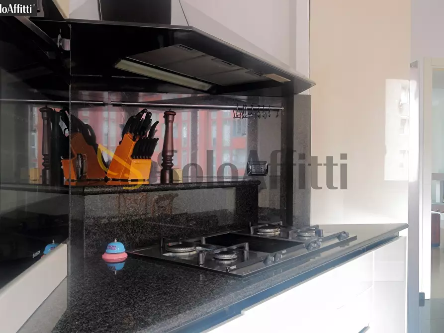 Immagine 8 di Trilocale in affitto  in Piazza Aldo Moro 1 a Cologno Monzese