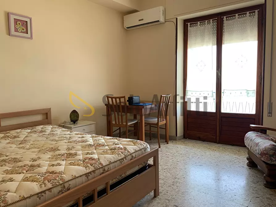 Immagine 2 di Stanza singola in affitto  a Catanzaro