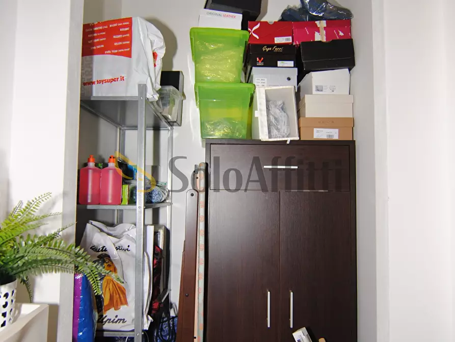 Immagine 13 di Bilocale in affitto  a Livorno