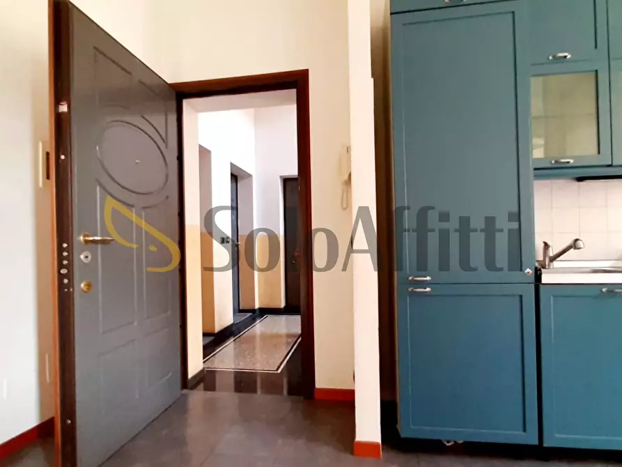 Immagine 4 di Monolocale in affitto  in via Raffaele De Gradi 3 a Monza