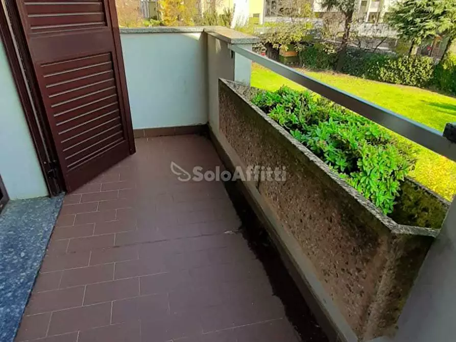 Immagine 23 di Trilocale in affitto  in via Donizetti 43 a Muggiò