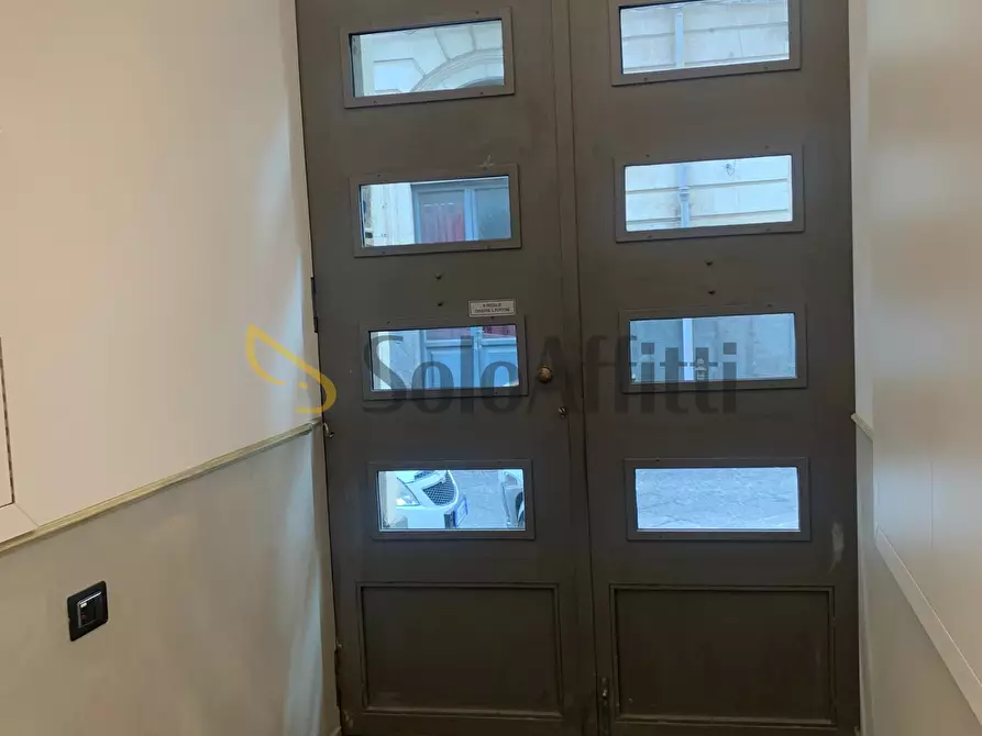 Immagine 29 di Bilocale in affitto  a Catania