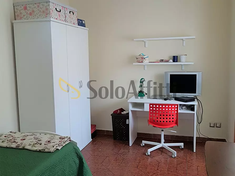 Immagine 13 di Pentalocale in affitto  a Catanzaro