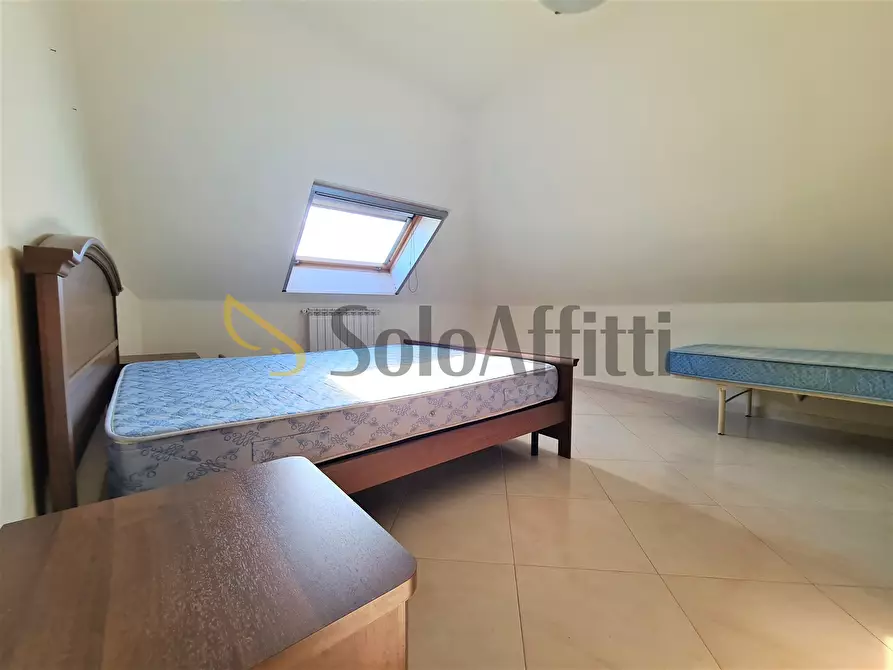 Immagine 12 di Mansarda in affitto  a Catanzaro