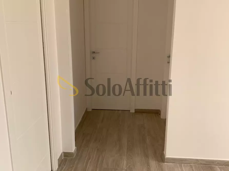 Immagine 20 di Trilocale in affitto  in Via delle Ferriere 20 a Caserta