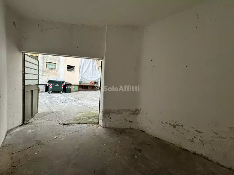 Immagine 1 di Garage in affitto  in via Bardonecchia a Torino