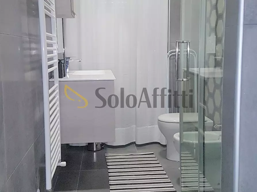 Immagine 9 di Stanza singola in affitto  a Catanzaro