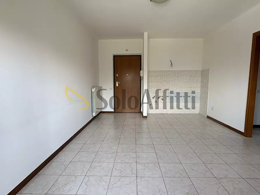 Immagine 3 di Bilocale in affitto  in Via Campania a Terni