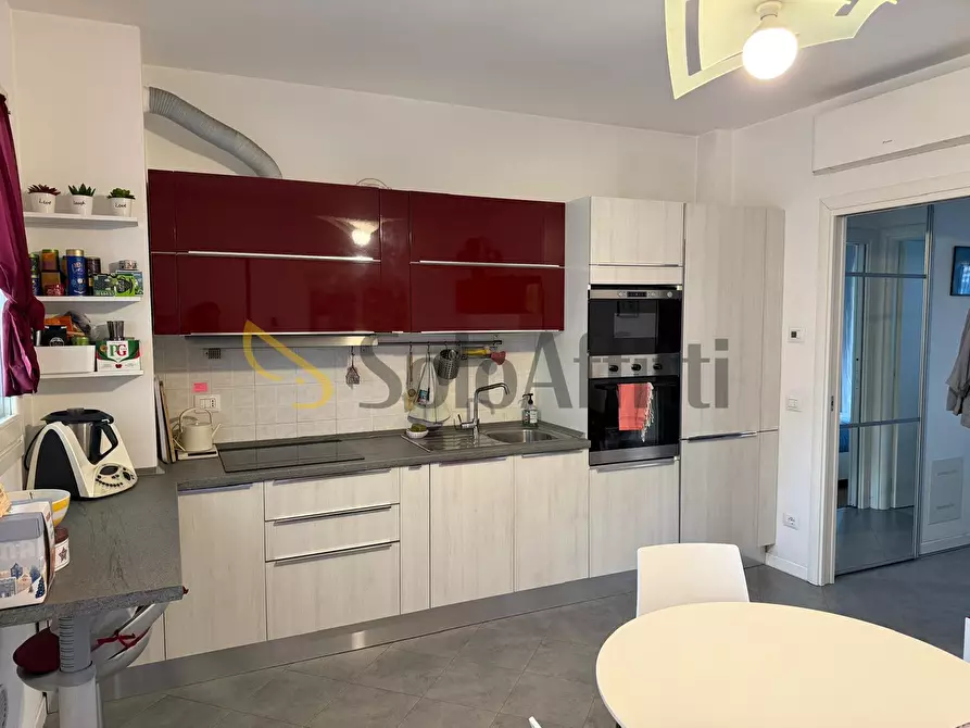 Immagine 1 di Bilocale in affitto  in Via Enrico Cialdini 91 a Milano