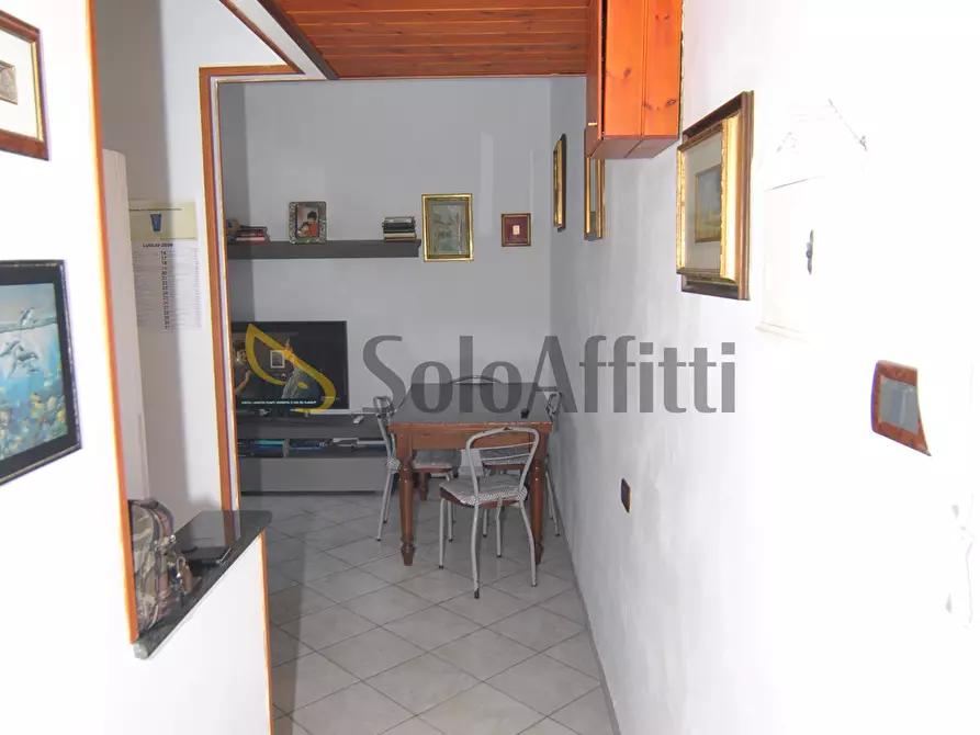 Immagine 2 di Bilocale in affitto  in Piazza Della Barriera Garibaldi 18 a Livorno