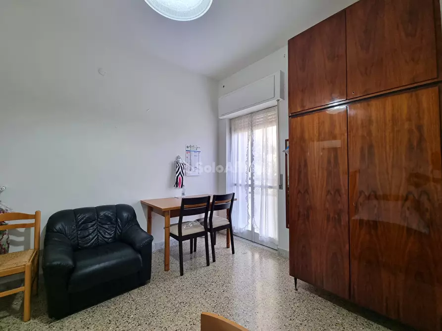 Immagine 2 di Stanza singola in affitto  a Catanzaro