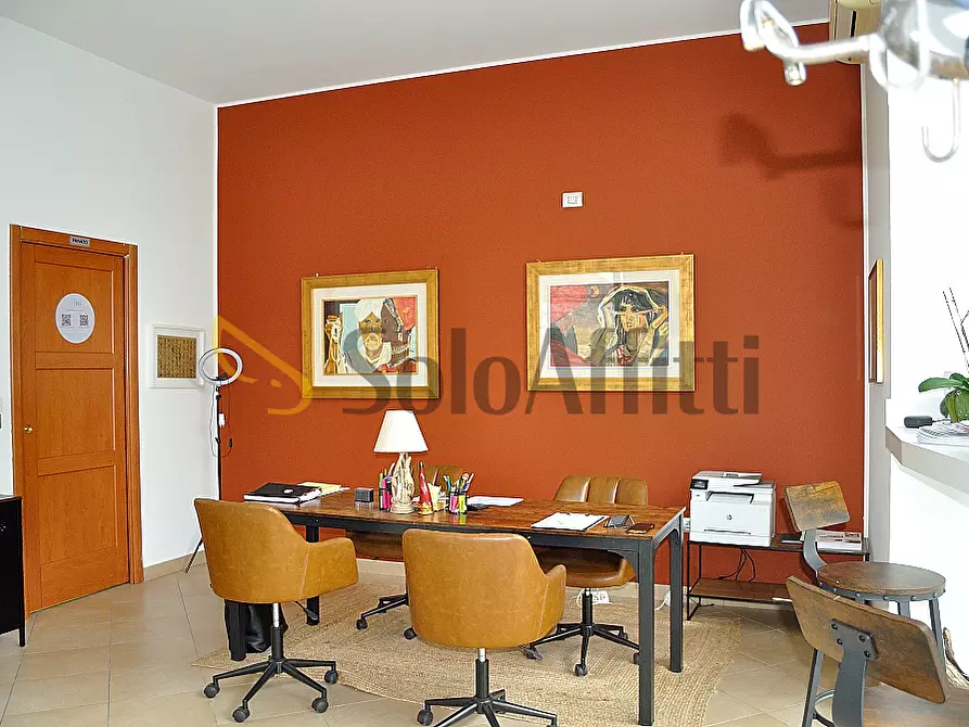 Immagine 2 di Ufficio in affitto  in Via Pietro Giannone 11 a Settimo Torinese