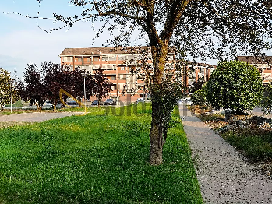 Immagine 22 di Bilocale in affitto  in Via Fornaci 45 a Settimo Torinese