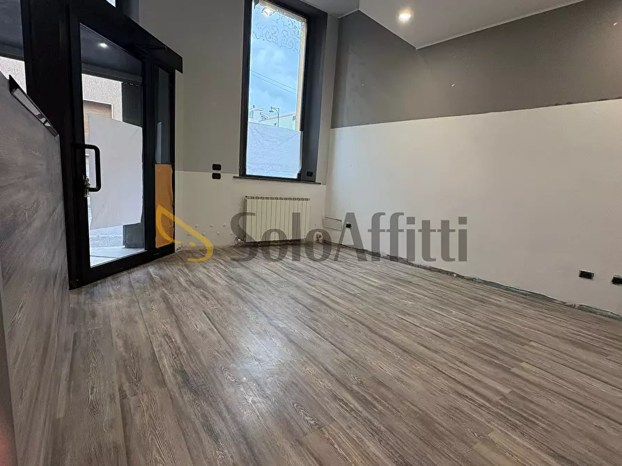 Immagine 4 di Locale commerciale in affitto  in Via dei Mille 11 a Busto Arsizio