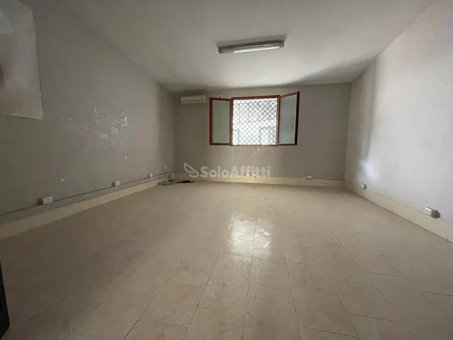 Immagine 4 di Ufficio in affitto  in Via Napoli 36 a Maddaloni