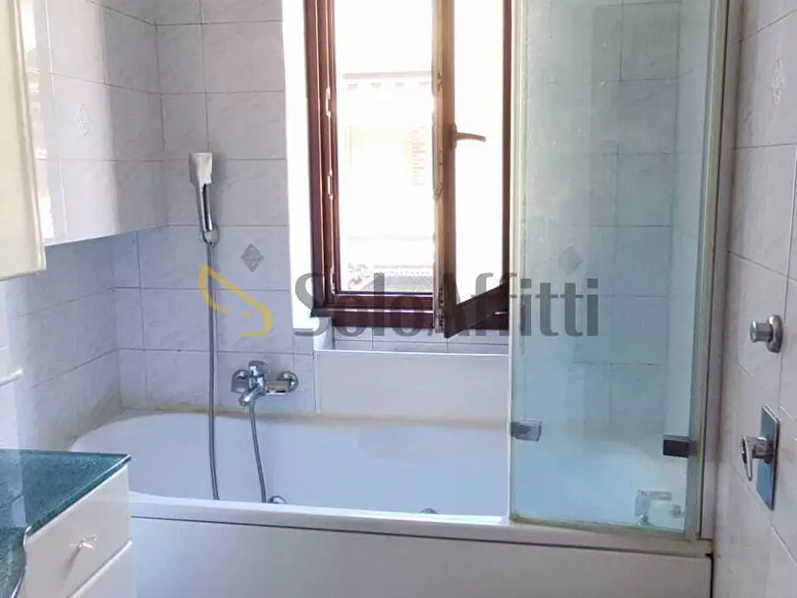 Immagine 14 di Bilocale in affitto  in Via Oliviero Limonta a Cinisello Balsamo