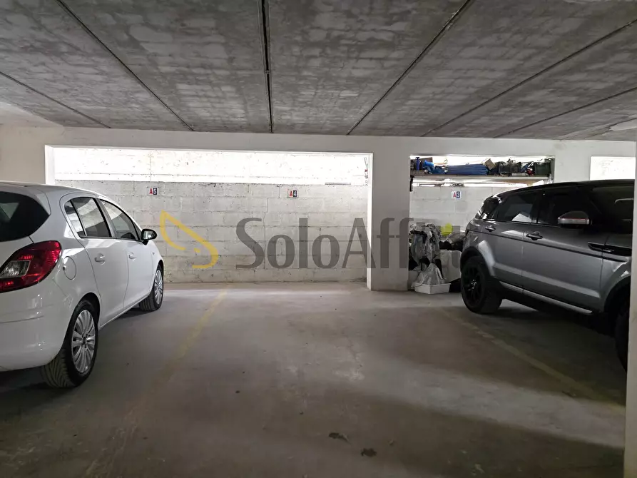 Immagine 14 di Bilocale in affitto  in Via Madre Teresa Napoli 12 a Roma
