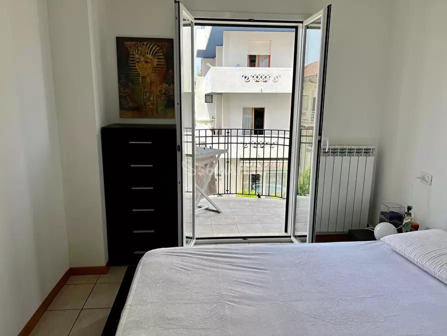 Immagine 15 di Bilocale in affitto  in Via Petrarca 24 a Tortoreto