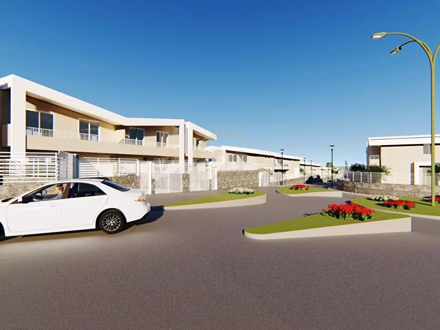 Immagine 6 di Villa in vendita  a San Giovanni La Punta