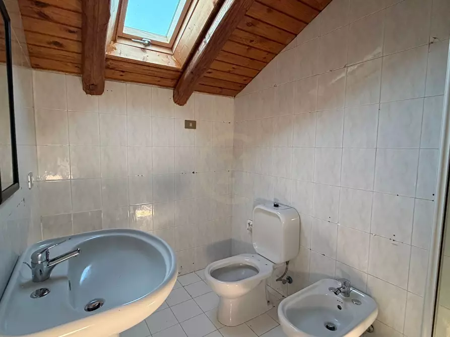 Immagine 3 di Mansarda in vendita  a Gravina Di Catania