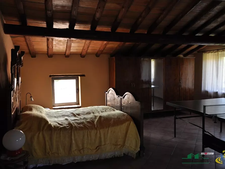 Immagine 22 di Porzione di casa in vendita  in montesalso casino 65 a Varano De' Melegari