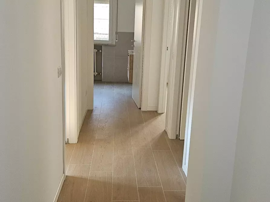 Immagine 10 di Quadrilocale in affitto  in Strada della Repubblica 58 a Parma