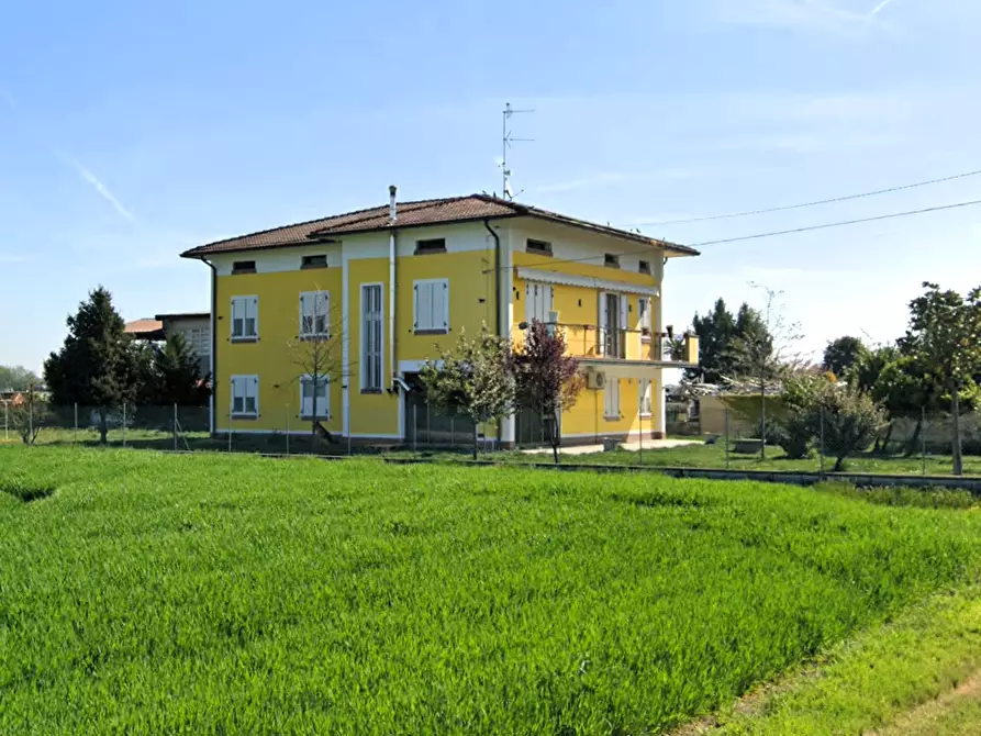Immagine 1 di Casa bifamiliare in vendita  in Via Cornetole a Poviglio