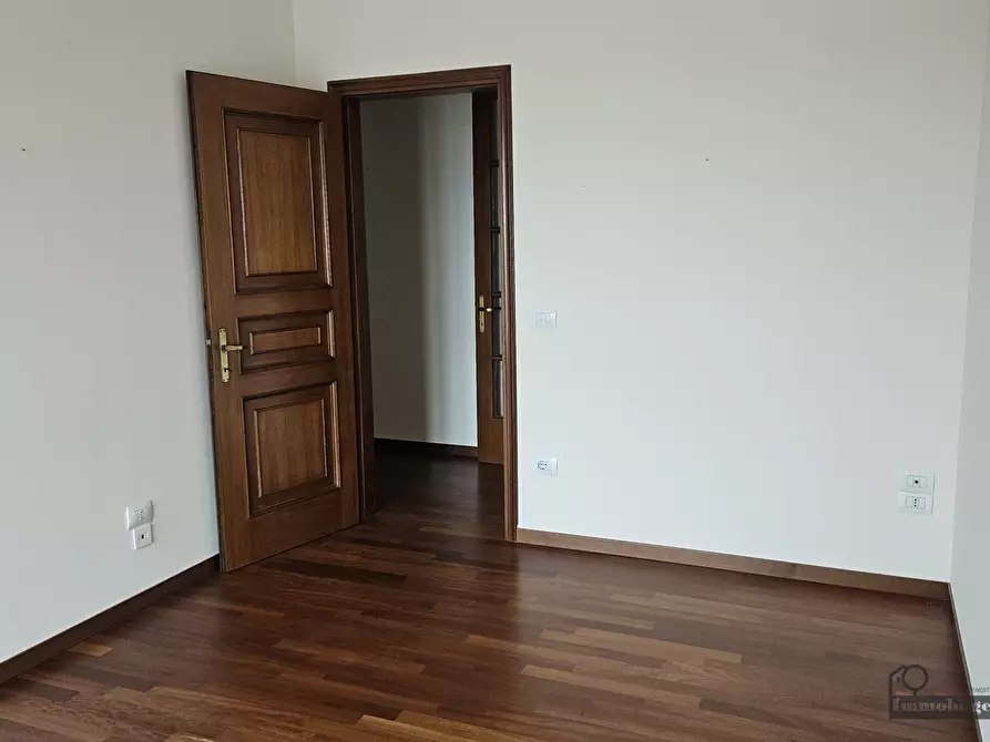 Immagine 52 di Attico in vendita  in Via Pietro Martini 55 a Parma