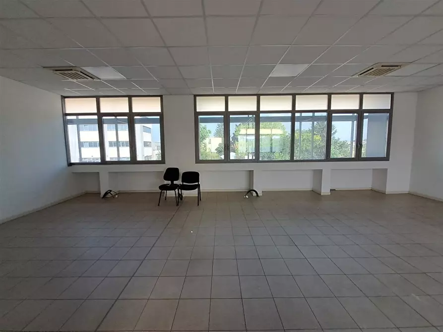 Immagine 9 di Ufficio in affitto  in Via Mario Fantelli 12 a Parma
