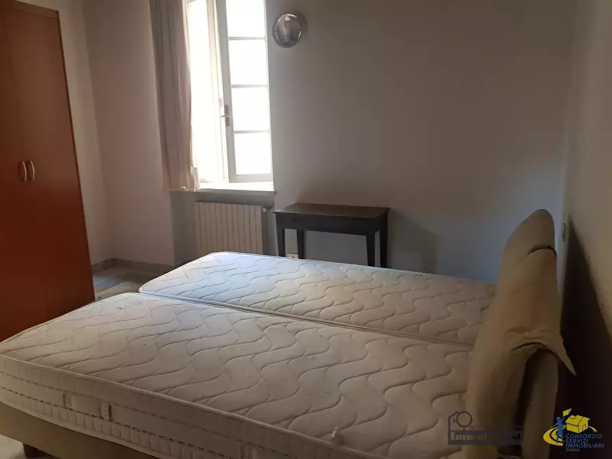 Immagine 12 di Bilocale in affitto  in Via Garibaldi 12 a Parma