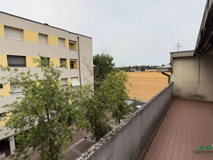 Immagine 4 di Trilocale in vendita  in Piazza Lelio Basso 11 a Parma