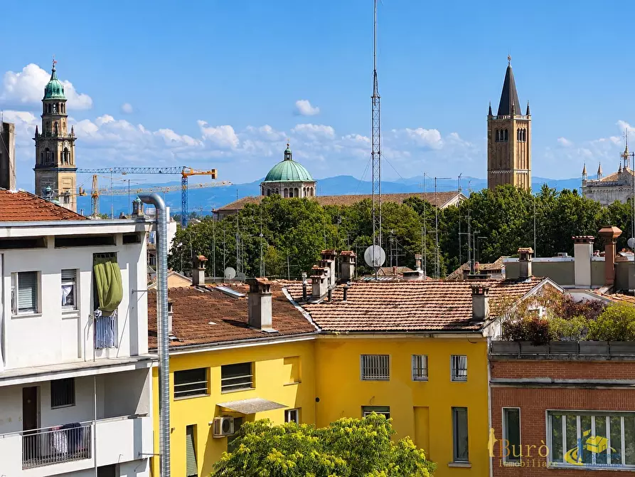 Immagine 2 di Trilocale in vendita  in Viale Vittorio Bottego 4 a Parma