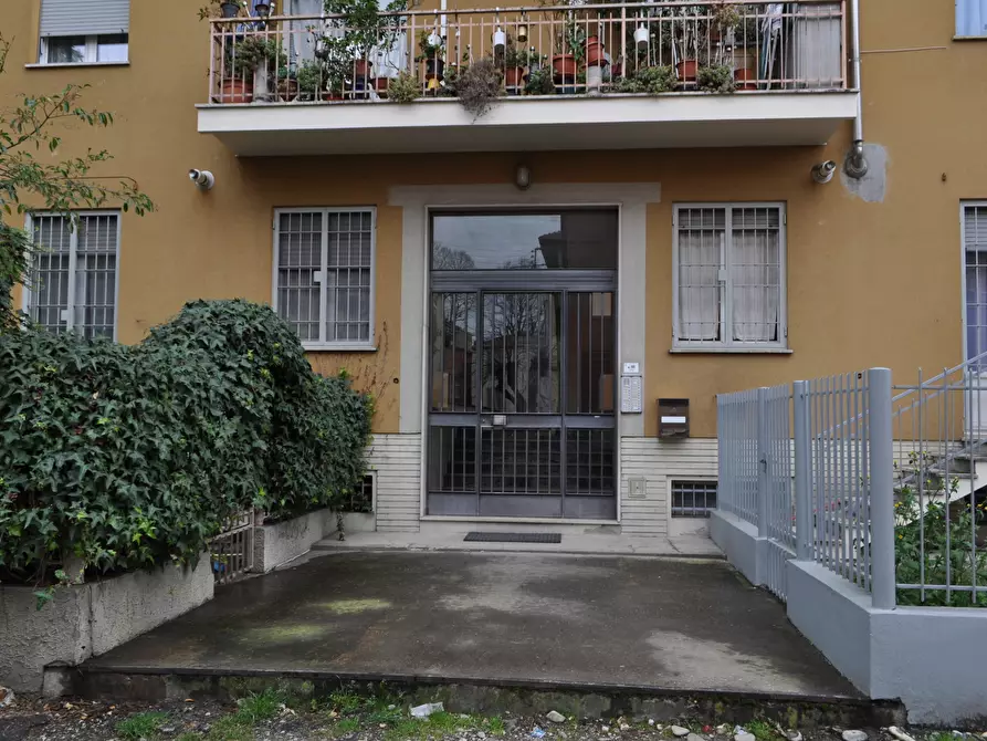 Immagine 3 di Trilocale in vendita  in Via Volturno 9 a Parma