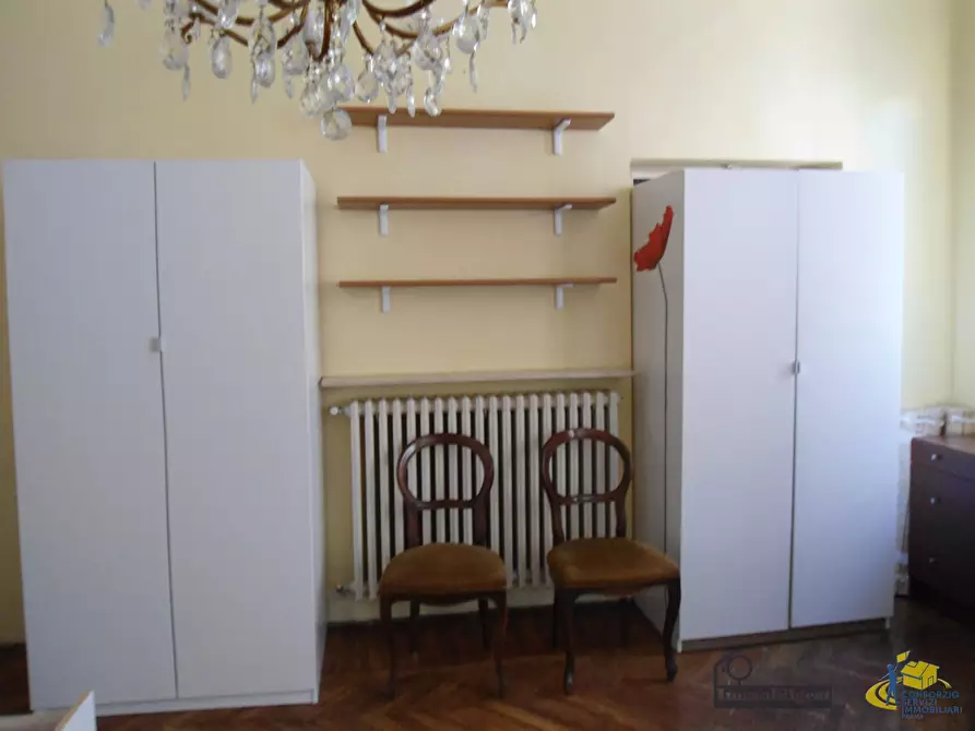 Immagine 19 di Trilocale in vendita  in Strada Garibaldi 45 a Parma