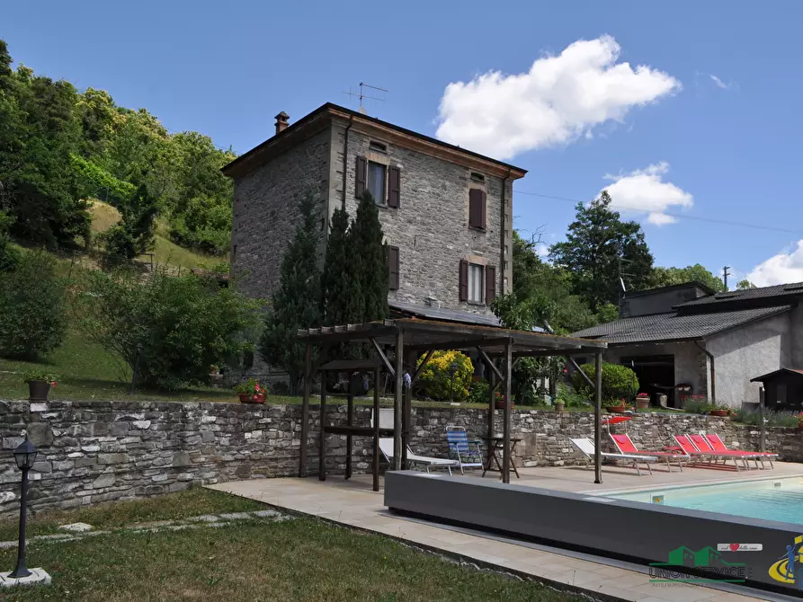 Immagine 26 di Rustico / casale in vendita  in VIA MAESTRI a Valmozzola