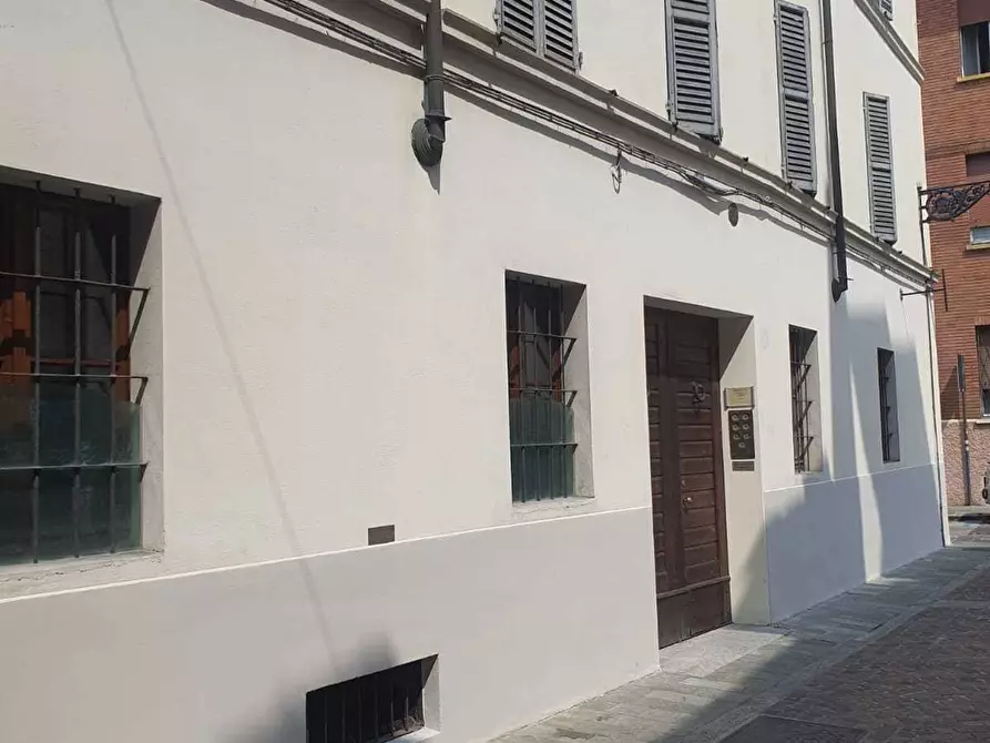 Immagine 13 di Ufficio in affitto  a Parma