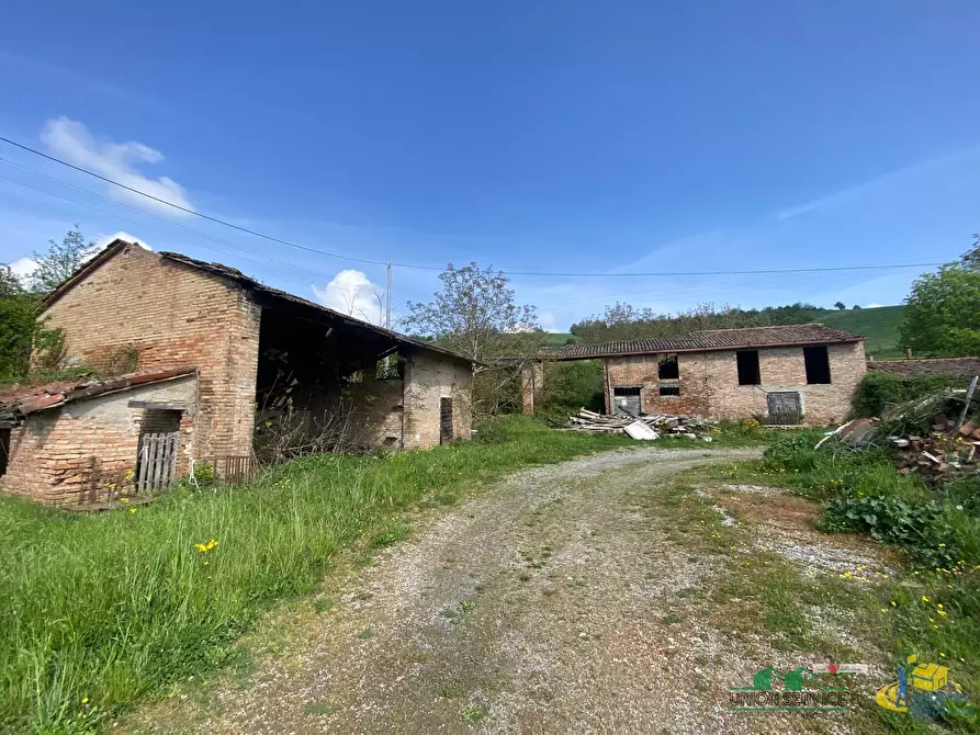 Immagine 30 di Casa indipendente in vendita  in Strada per Varano Marchesi 37 a Medesano