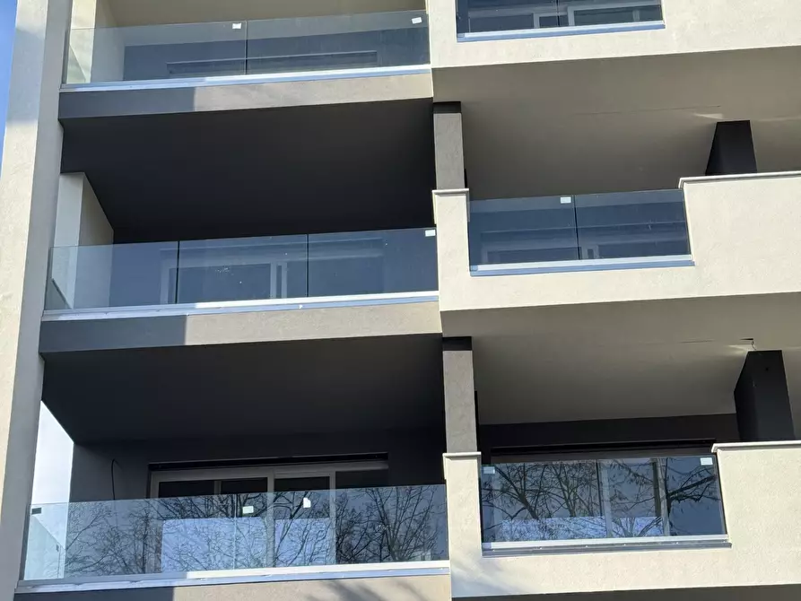 Immagine 1 di Quadrilocale in vendita  in Via Alberto Pasini a Parma