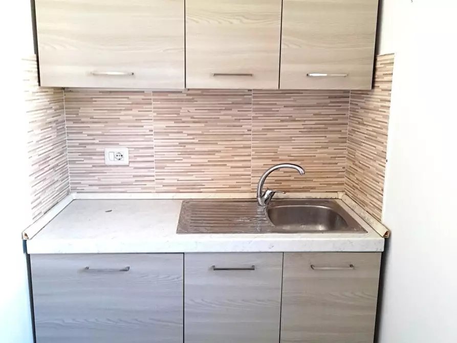 Immagine 11 di Trilocale in vendita  in Via Volturno 104 a Parma