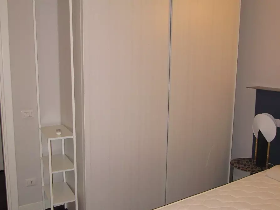 Immagine 21 di Bilocale in affitto  in Via Giuseppe Verdi a Parma