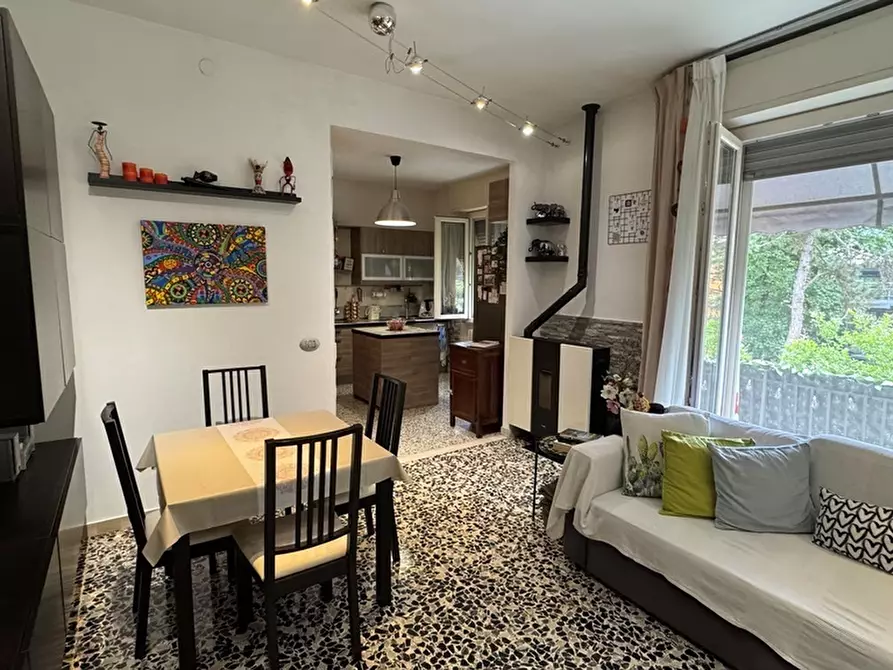 Immagine 9 di Trilocale in vendita  in Via Giacomo Leopardi a Collecchio