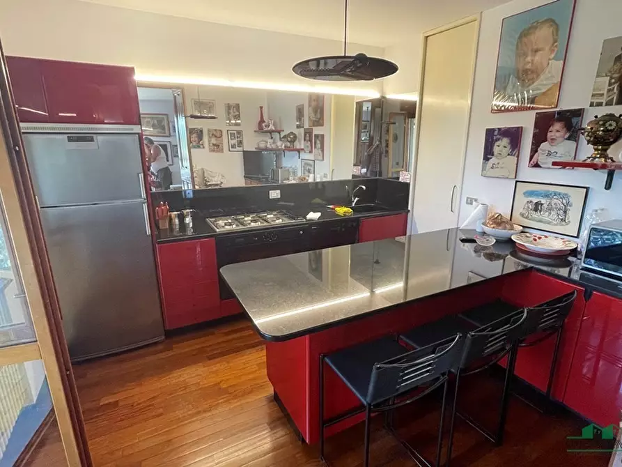 Immagine 6 di Quadrilocale in vendita  in Strada Comunale Farnese 48 a Parma