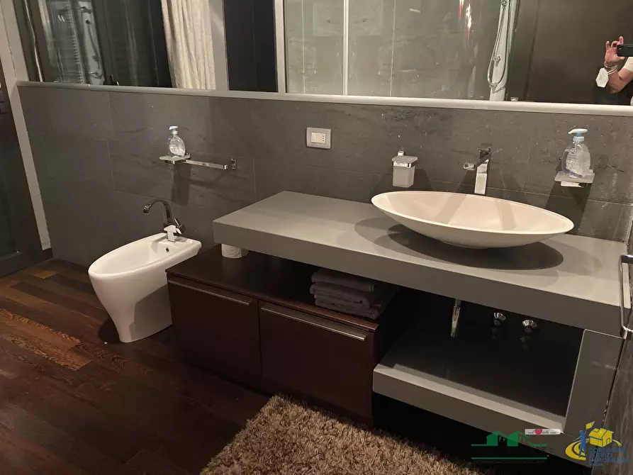 Immagine 12 di Attico in vendita  a Fidenza