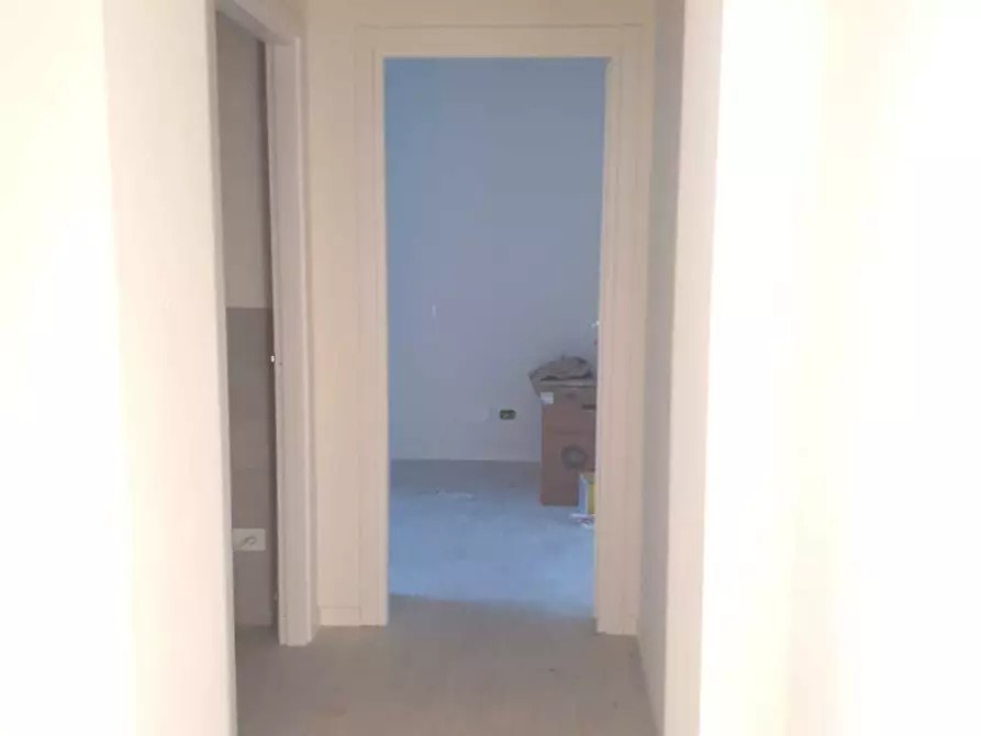 Immagine 6 di Bilocale in vendita  in VIA SOLARI a Parma