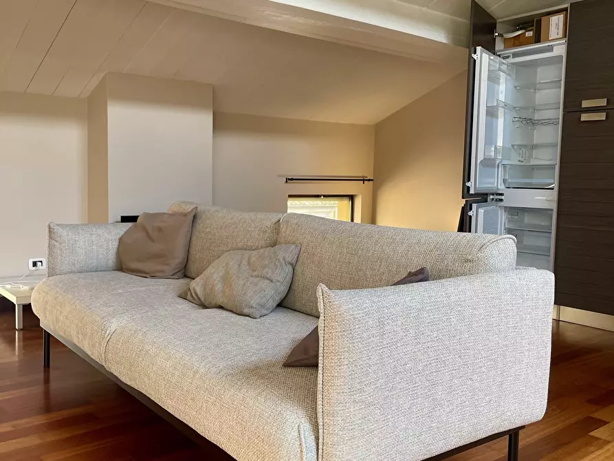 Immagine 2 di Mansarda in affitto  in Strada Massimo D'Azeglio 100 a Parma