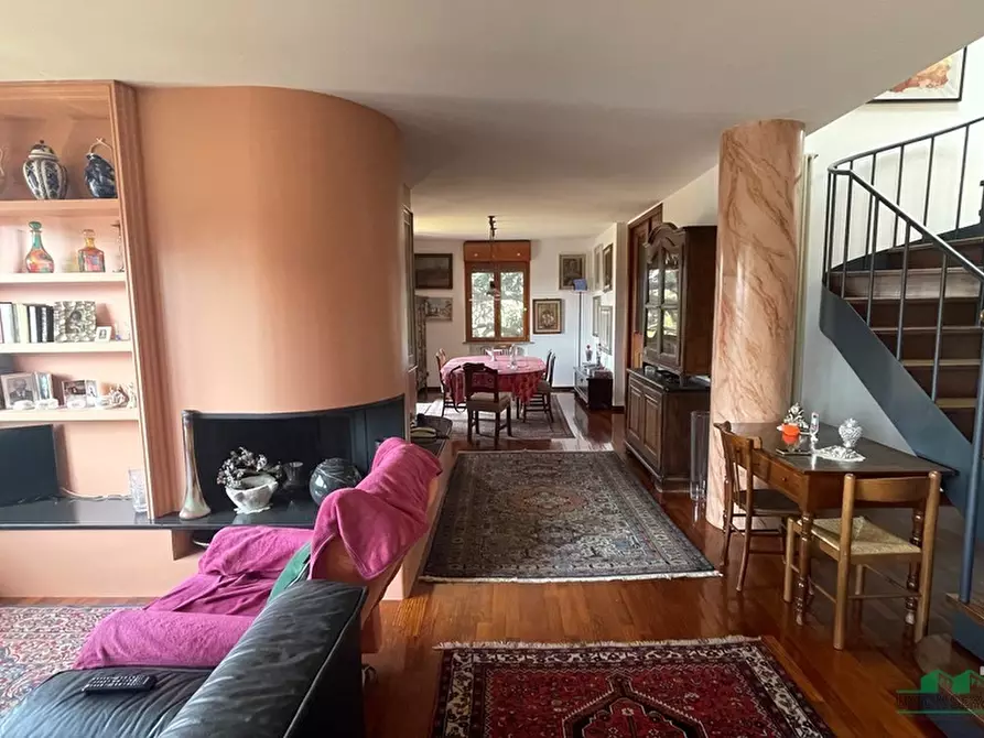 Immagine 12 di Quadrilocale in vendita  in Strada Comunale Farnese 48 a Parma