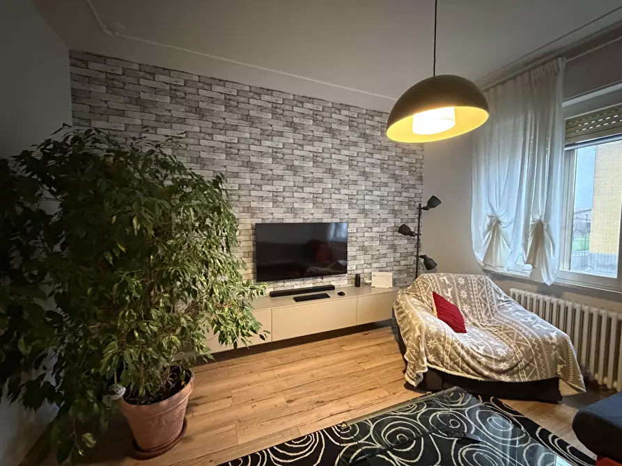 Immagine 18 di Trilocale in vendita  in Via Torino a Collecchio